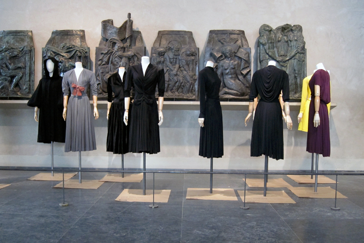 Madame_Gres_sam1
