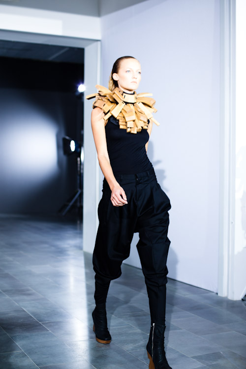 V Ave Shoe Repair SS12 Mercedes Benz Fashionweek Stockholm-2