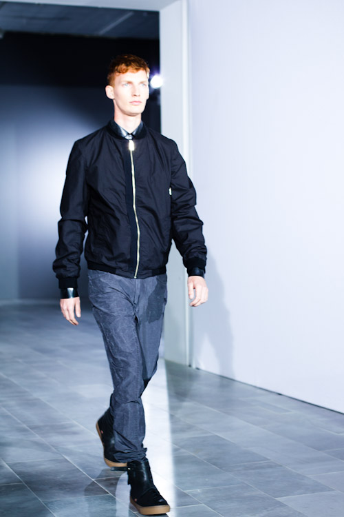 V Ave Shoe Repair SS12 Mercedes Benz Fashionweek Stockholm-9
